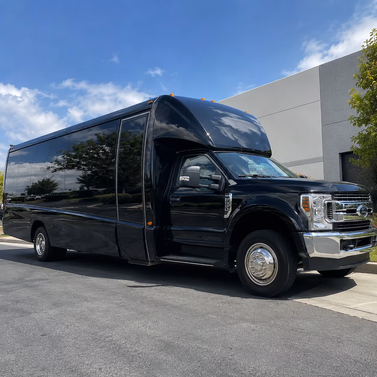 find and book transportation for your next airport transfer 3