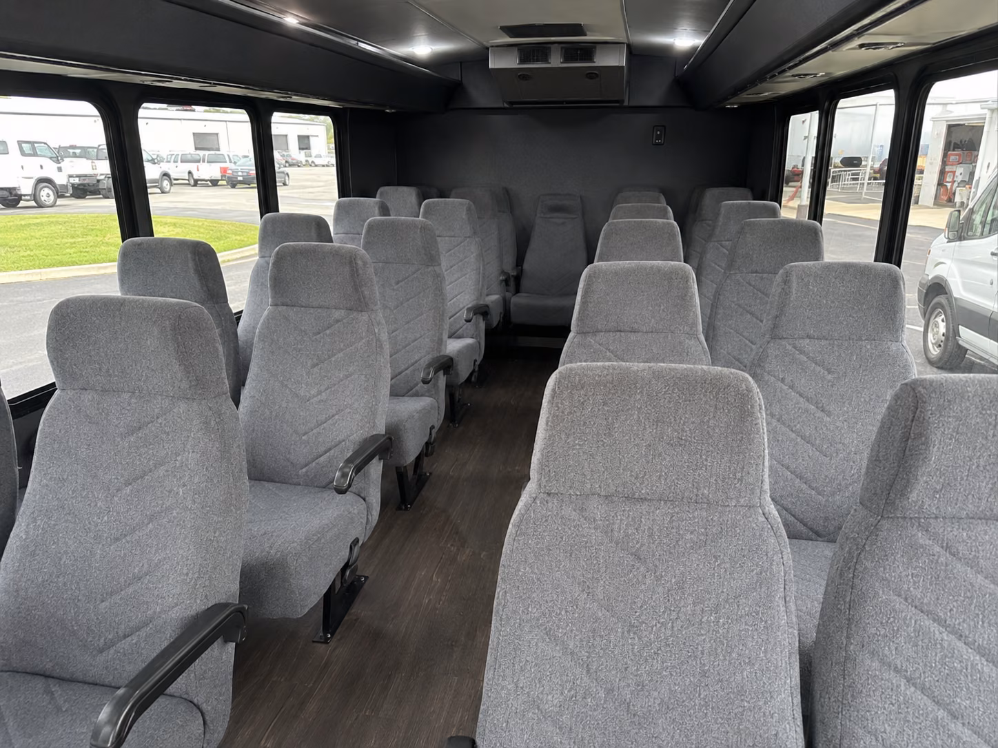 find and book transportation for your next convention or trade show 1