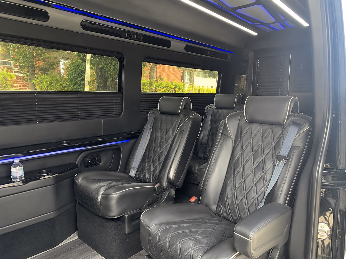 find and book transportation for your next corporate event 4
