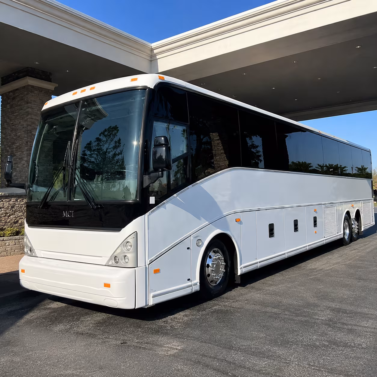 johns creek airport charter bus rental