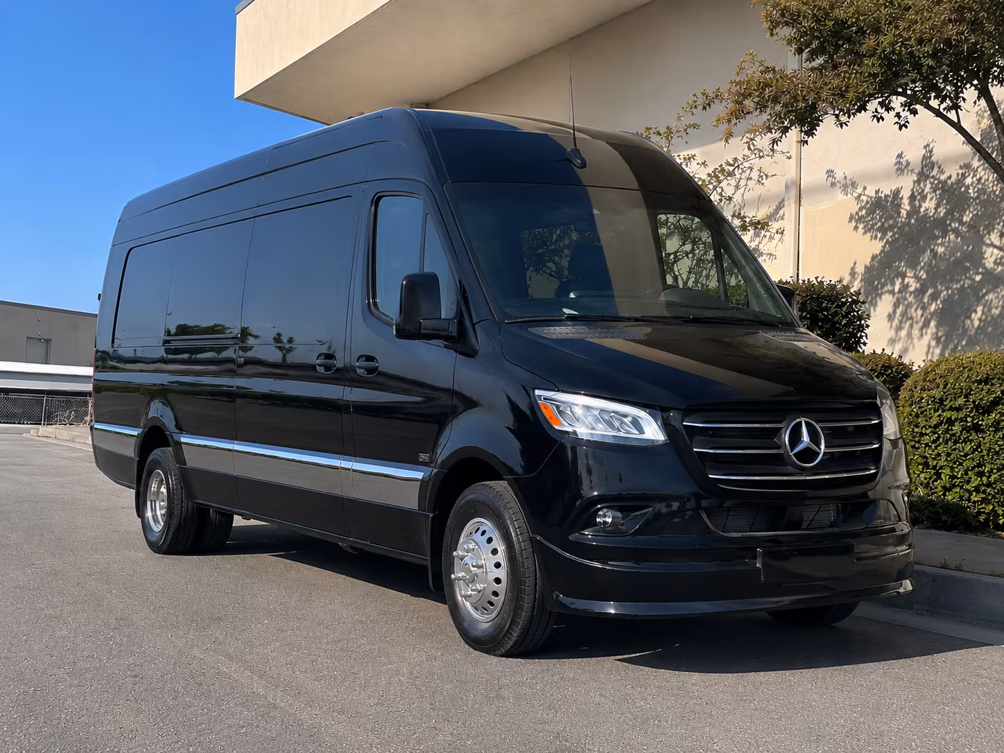 johns creek sprinter van with driver