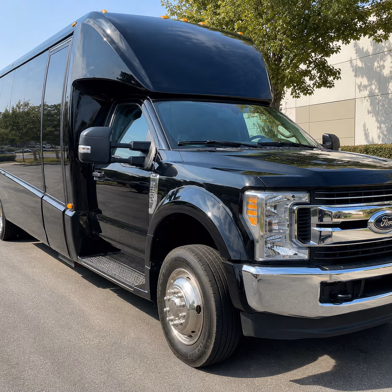 minibuses for johns creek nature and outdoor education trips