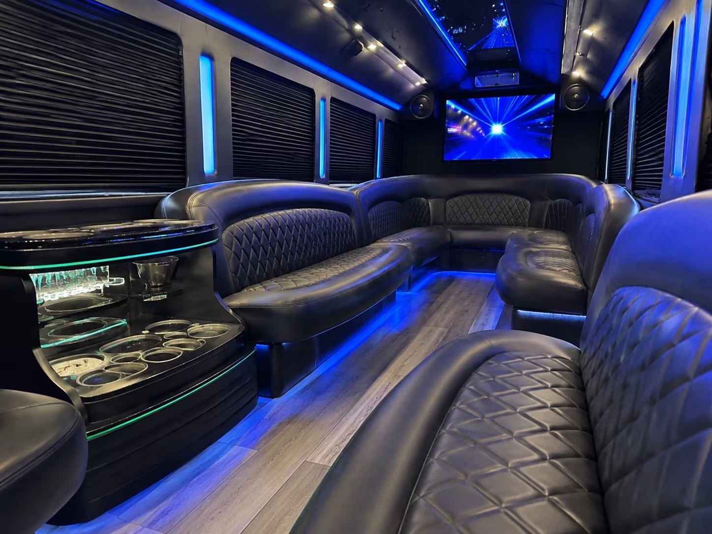 pre prom party buses serving johns creek photo spots and dinner venues